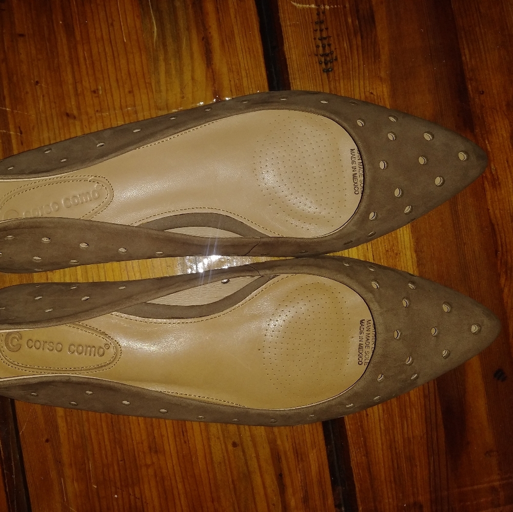 🌞🍁Gorgeous Taupe Flats
